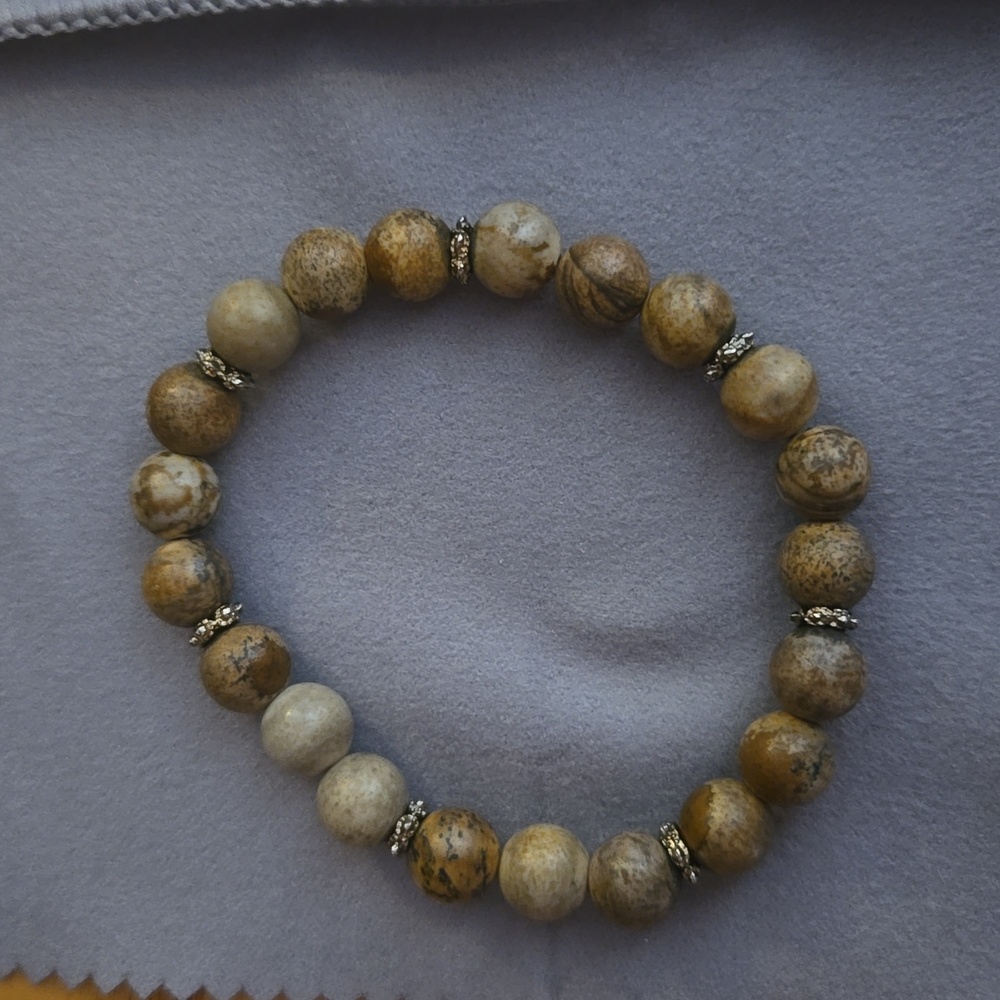 Brown wood beaded stretchy bracelet